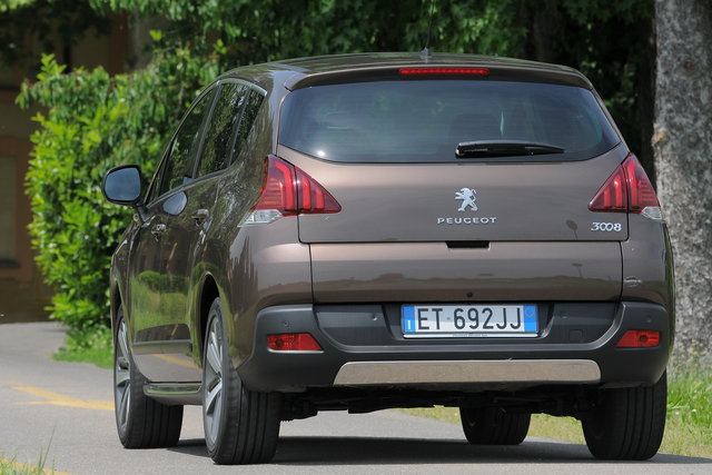 peugeot 3008 ehdi 69