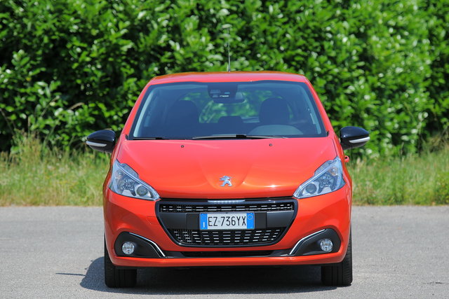 peugeot 208 bluehdi 37