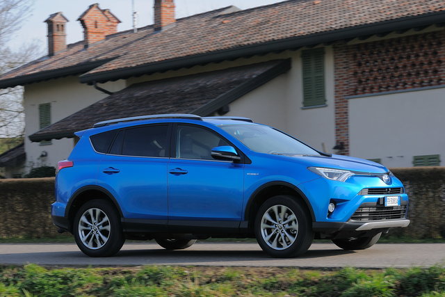 toyota rav4 hybrid prova 45