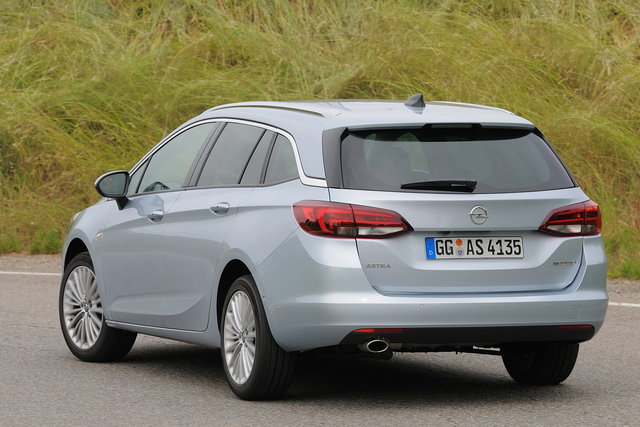 opel astra sports tourer prova 50