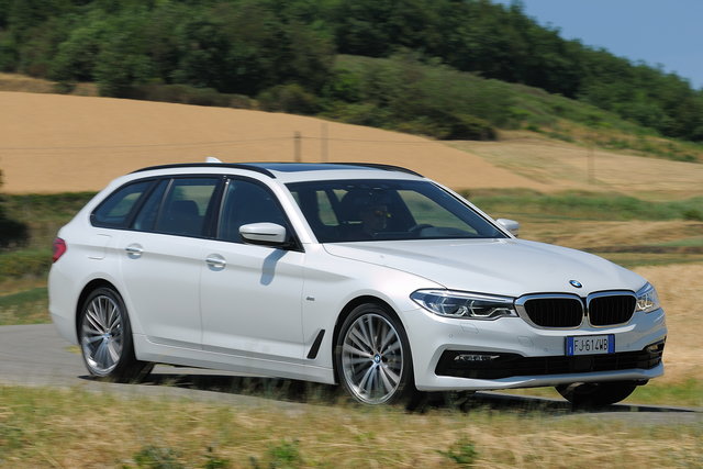 bmw serie 5 530d touring 2017 09 prova 61
