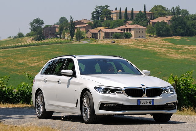 bmw serie 5 530d touring 2017 09 prova 67