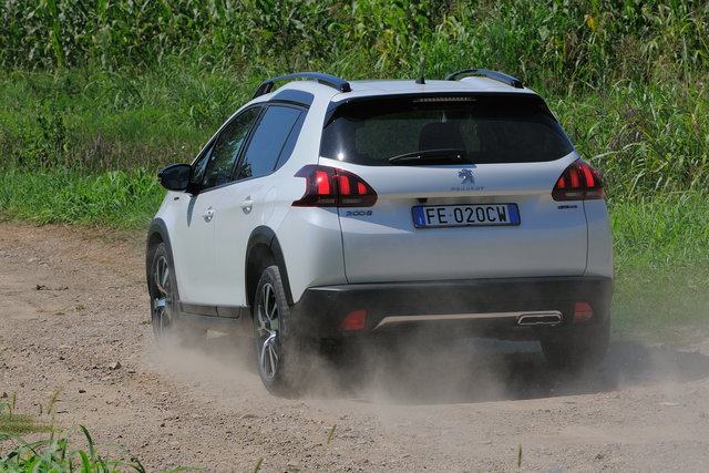 peugeot 2008 12 turbo prova 2017 03 34