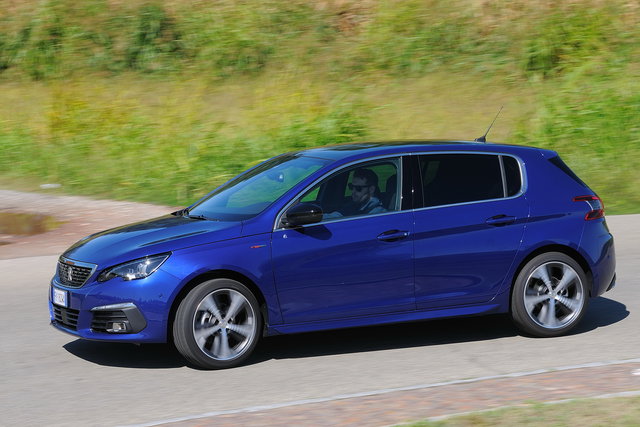 peugeot 308 12 puretech prova 2017 11 42