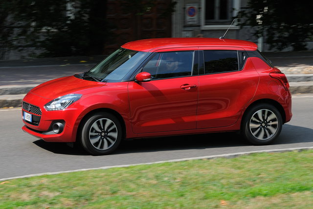 suzuki swift 10 hybrid 2018 03 45