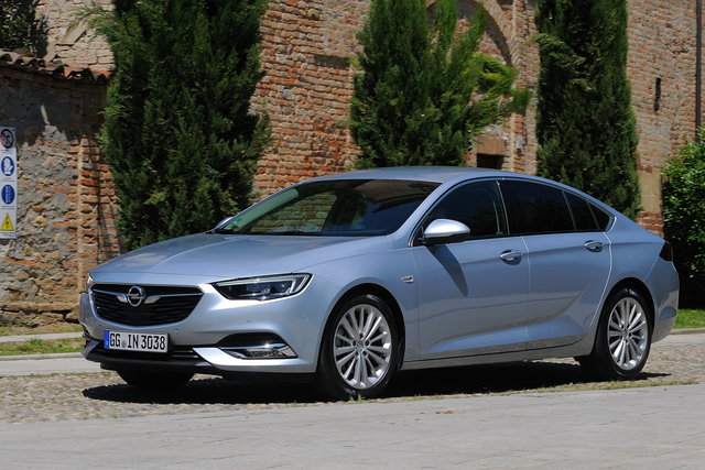 opel insignia grand sport prova 2017 08 59
