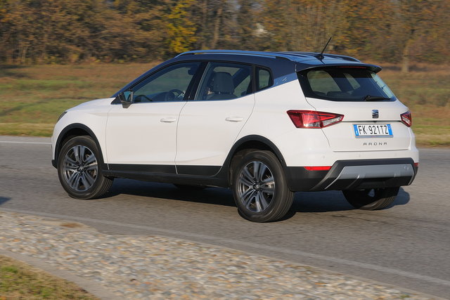 seat arona 10 tsi prova 2018 01 52