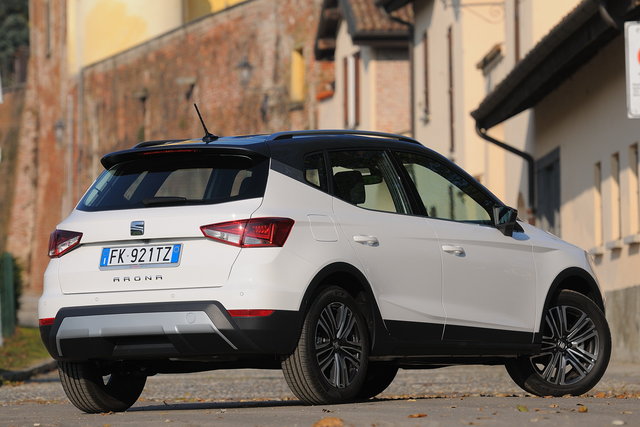 seat arona 10 tsi prova 2018 01 56