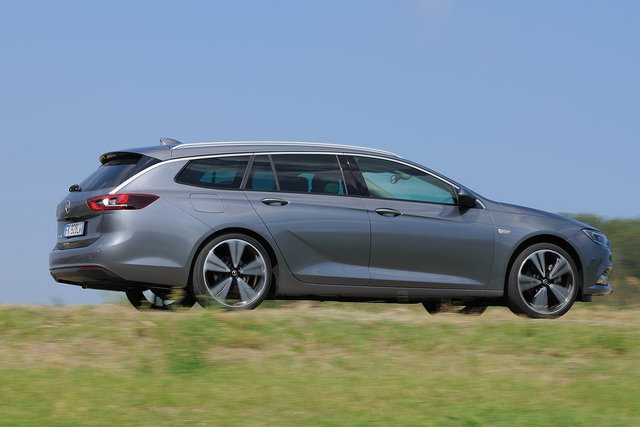 opel insignia sport tourer 2018 02 51