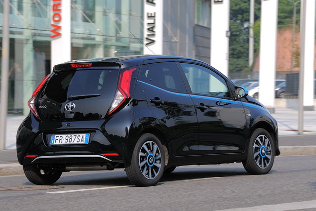 toyota aygo prova 2018 12 43