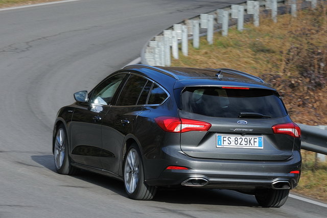 ford focus wagon 10 ecoboost vignale prove 2019 03 15