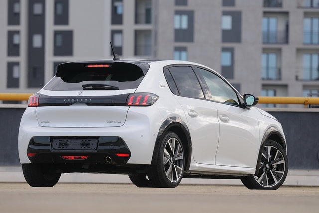 peugeot 208 12 puretech prova 2019 12 03