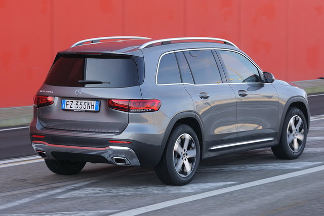 mercedes glb prova marzo 2020 08