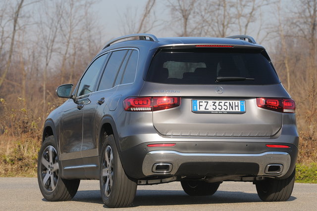 mercedes glb prova marzo 2020 09