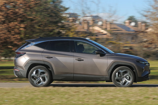 hyundai tucson 16 hev prova 2021 03 21