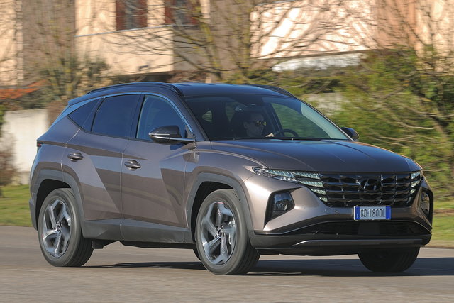 hyundai tucson 16 hev prova 2021 03 23