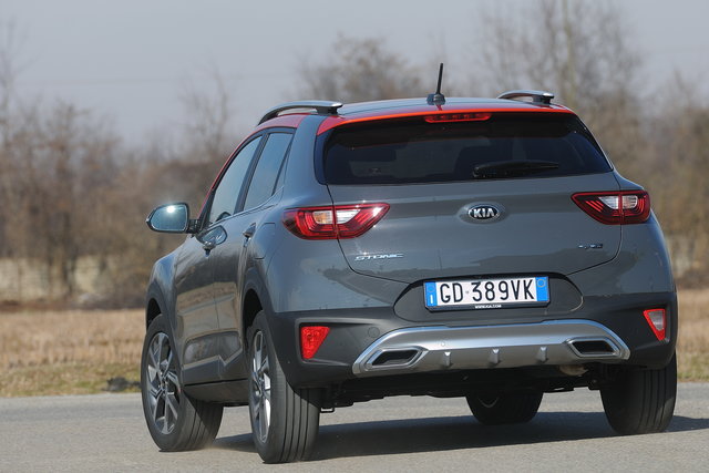 kia stonic 10 t gdi dct 120 prova 2021 04 11