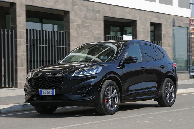 ford kuga 25 fhev awd prova 2021 05