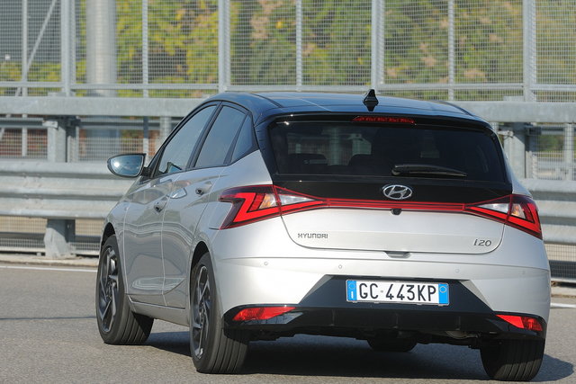 hyundai i20 10 t gdi prova 2021 01 01