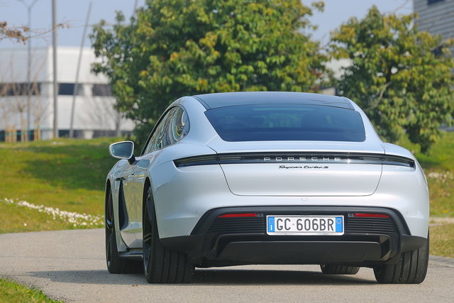 porsche taycan turbo s prova 2021 06 06
