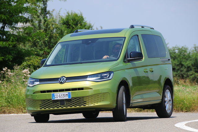 volkswagen caddy 20 tdi prova 2021 08 03