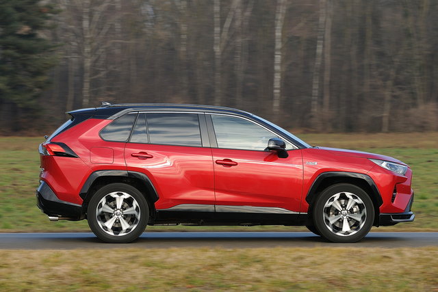 toyota rav4 25 phev prova 2022 03 02