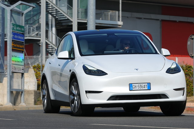 tesla model y prova 2022 05 02