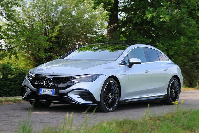 mercedes eqe prova 2022 10 04