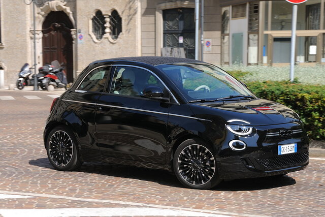 fiat nuova 500 cabrio prova 2023 01 05