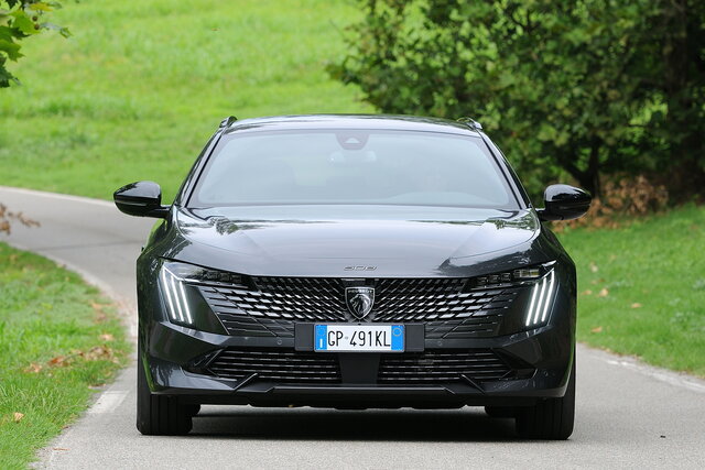 peugeot 508 sw 16 plug in 180 prova 2024 01 01