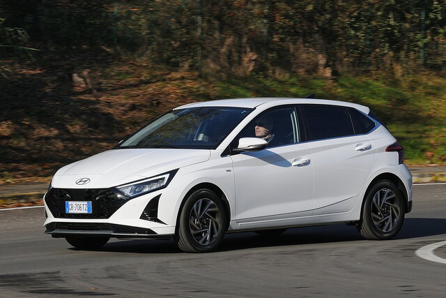 hyundai i20 t gdi prova 2024 02 04