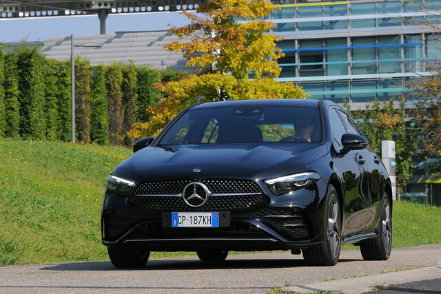 mercedes classe a 250e prova 2023 12 07