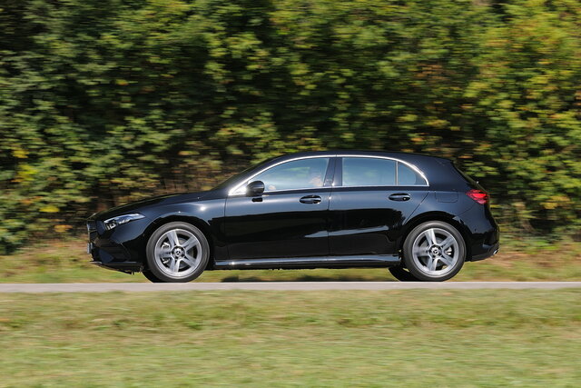 mercedes classe a 250e prova 2023 12 13