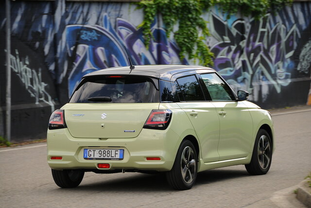 suzuki swift 12 hybrid prova 2024 07 05