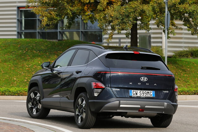 hyundai kona 16 hev prova 2024 12 01