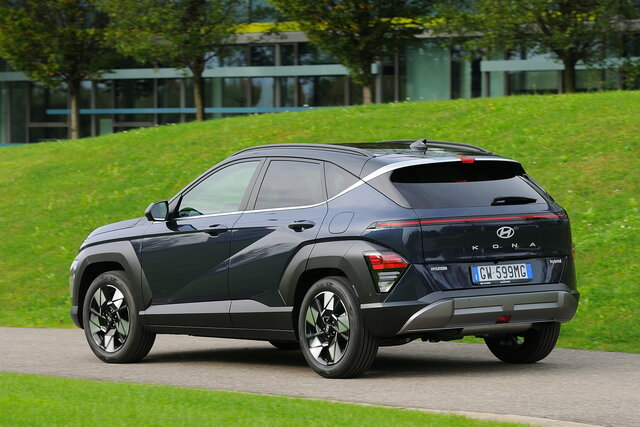 hyundai kona 16 hev prova 2024 12 05