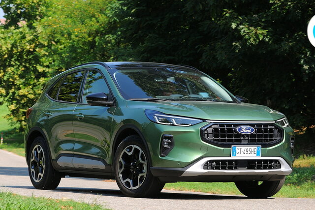 ford kuga 25 fhev active x cvt 2024 11 02