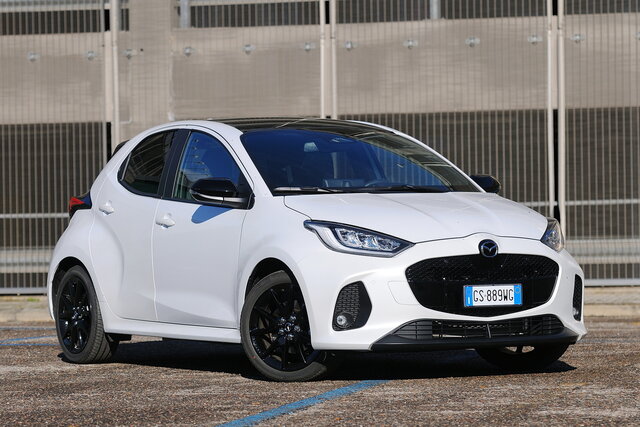 mazda 2 15 hybrid prova 2025 01 07