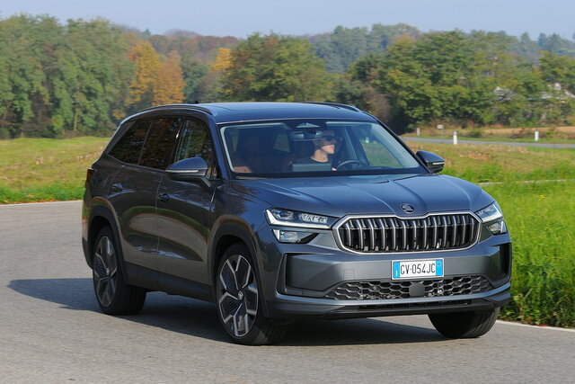 skoda kodiaq 15 phev prova 2025 03 07
