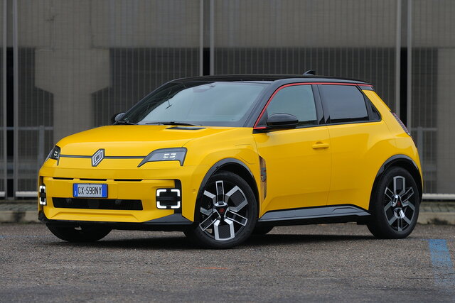 renault 5 e tech prova 2025 04 07