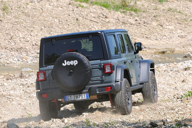 jeep wrangler unlimited 20 i 4 turbo prova 202508 03