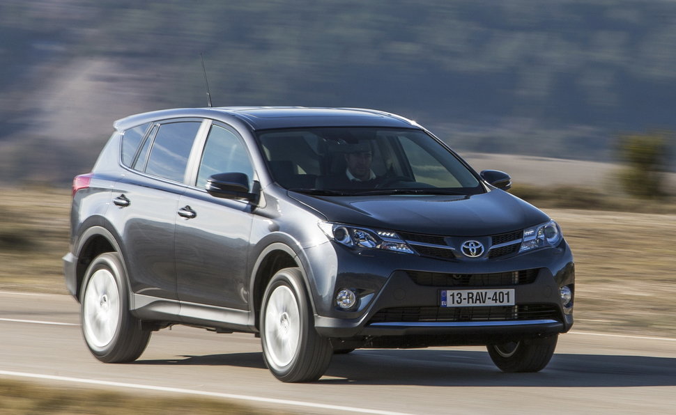 Toyota Rav4 Prova, Scheda Tecnica, Opinioni E Dimensioni 2.2 D-4D 4Wd Lounge Automatica