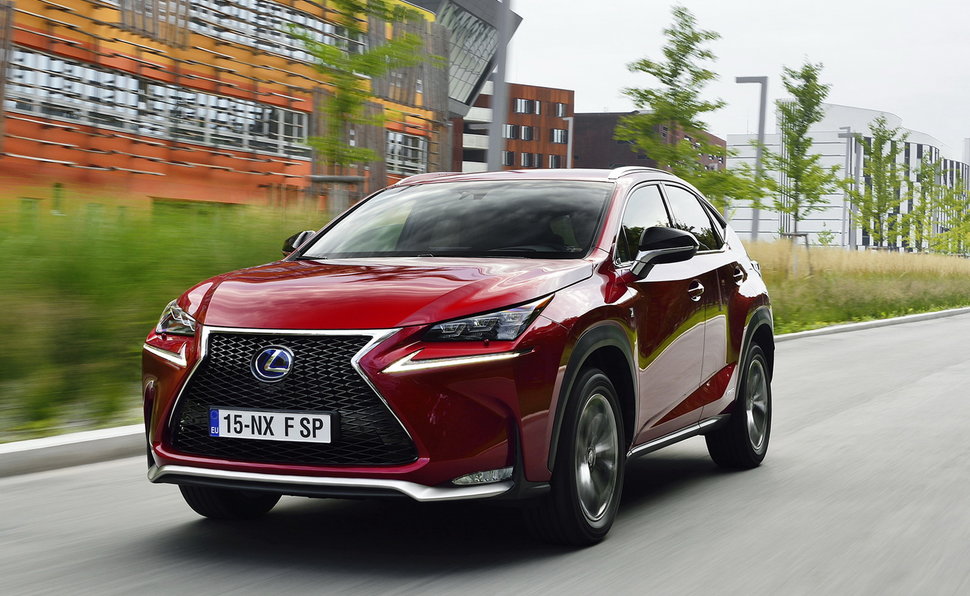 Lexus NX prova, scheda tecnica, opinioni e dimensioni Hybrid 300h F