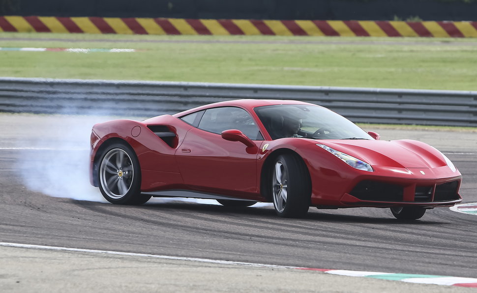 Ferrari 488