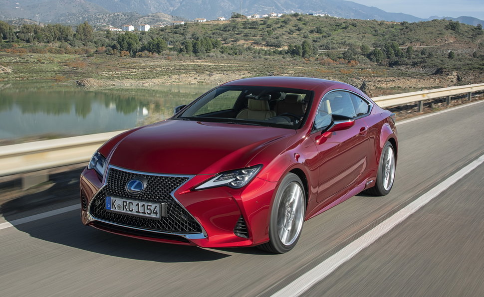 Lexus Rc Prova Scheda Tecnica Opinioni E Dimensioni 300h