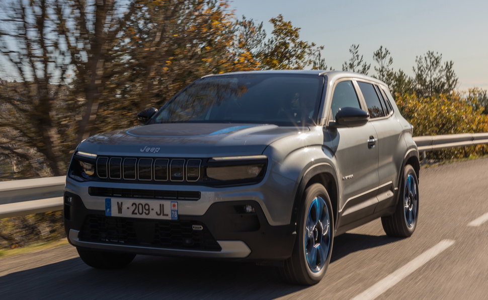 Jeep Avenger prova, scheda tecnica, opinioni e dimensioni BEV 1st