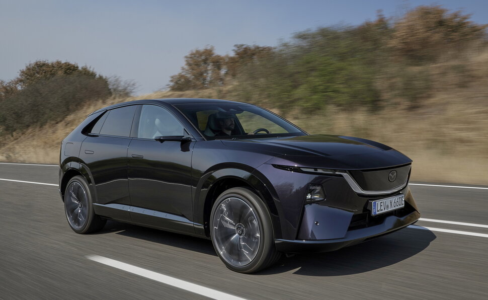 Mazda CX-6e