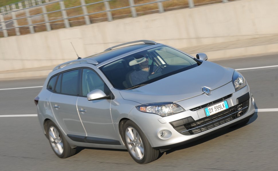 Prova Renault Megane Sportour Scheda Tecnica Opinioni E Dimensioni