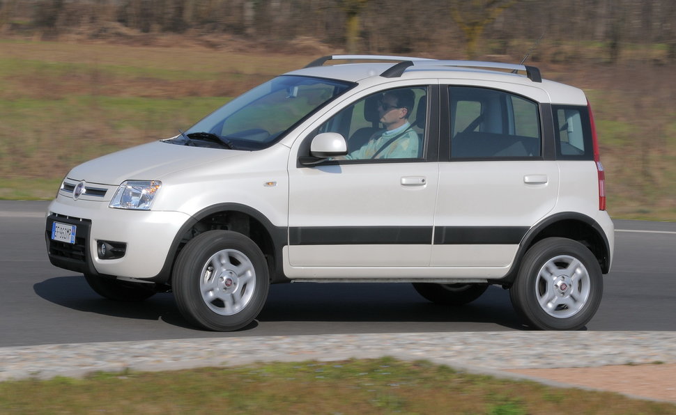 Prova Fiat Panda 4x4 Climbing scheda tecnica opinioni e dimensioni 1.2 69  CV 