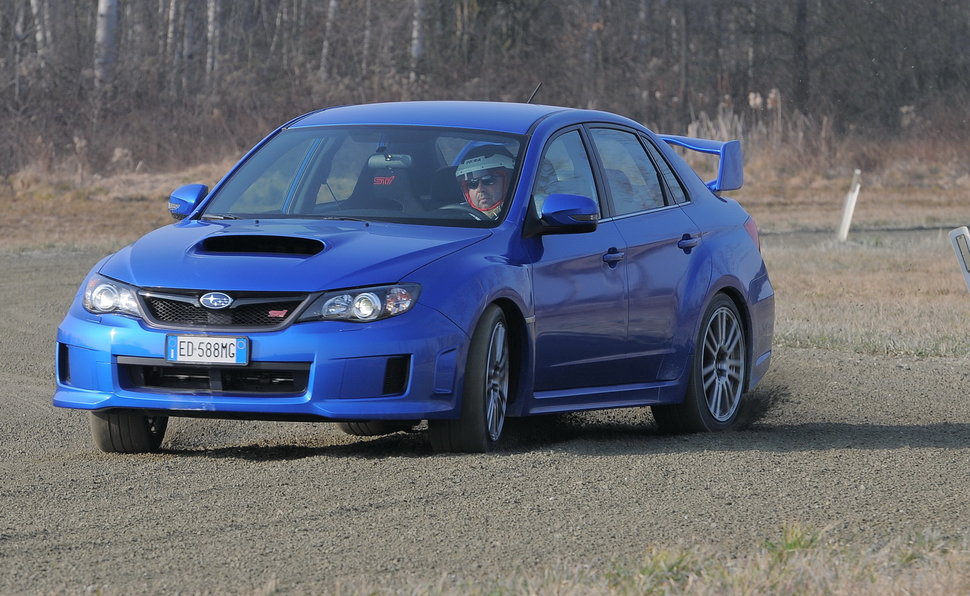 Prova Subaru Impreza Scheda Tecnica Opinioni E Dimensioni Wrx Sti